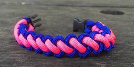 Curling paracord Survival wristband